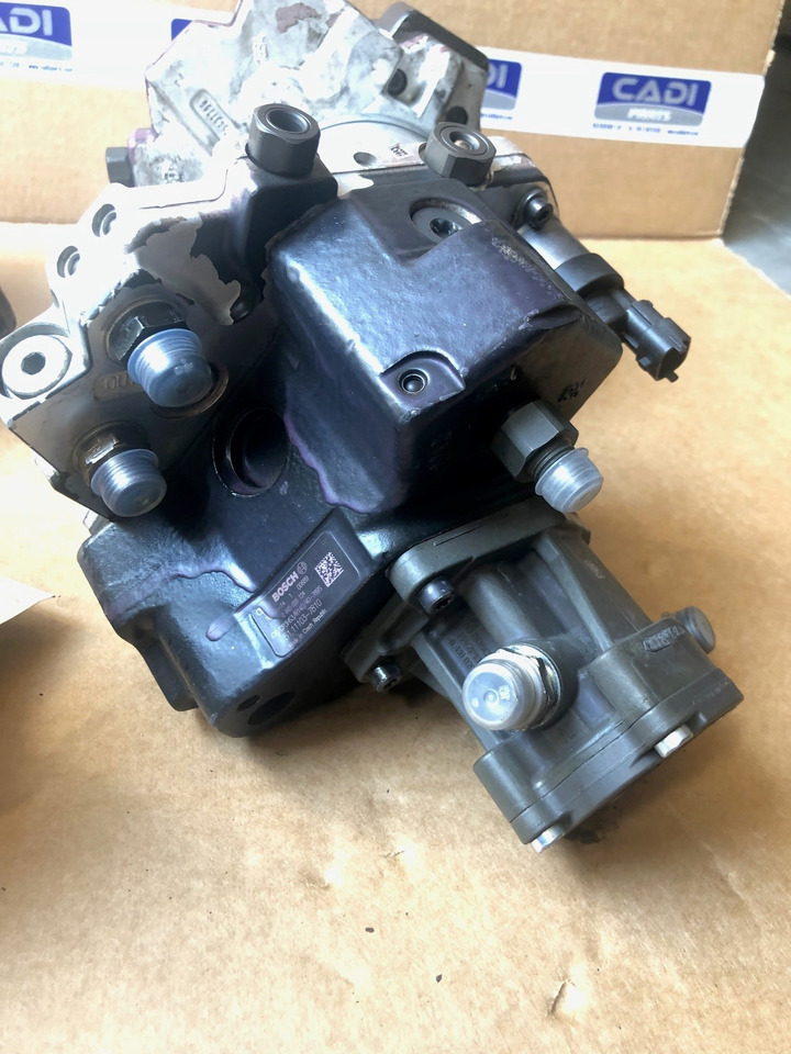 POMPA AD ALTA PRESSIONE BOSCH 0986437383 - Pompă de combustibil pentru Camion: Foto 3 POMPA AD ALTA PRESSIONE BOSCH 0986437383 - Pompă de combustibil pentru Camion: Foto 3
