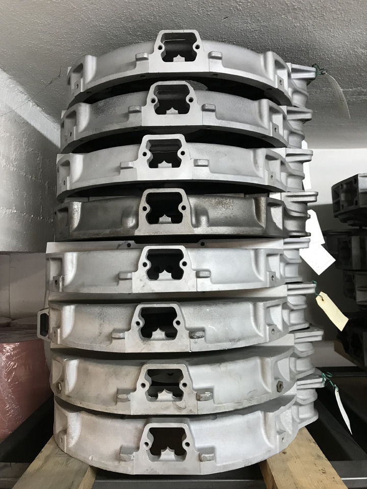 SCATOLA VOLANO MAN - D0824 / D0826 / D0834 / D0836 - SAE1 / SAE2 / SAE3 - Volant pentru Camion: Foto 1 SCATOLA VOLANO MAN - D0824 / D0826 / D0834 / D0836 - SAE1 / SAE2 / SAE3 - Volant pentru Camion: Foto 1