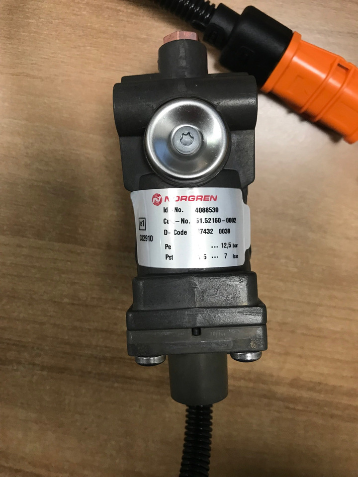 VALVOLA FRENO MOTORE - RIF. MAN 51521600002 - Supapă frână pentru Camion: Foto 3 VALVOLA FRENO MOTORE - RIF. MAN 51521600002 - Supapă frână pentru Camion: Foto 3