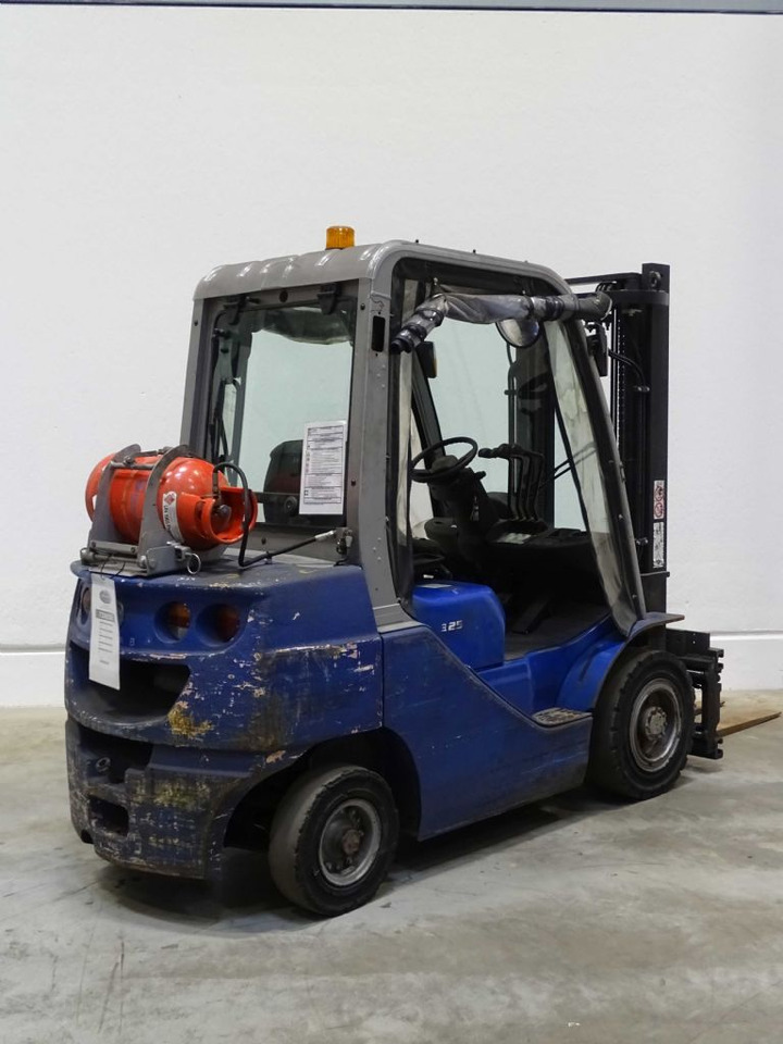Cesab M325G - Motostivuitor: Foto 5 Cesab M325G - Motostivuitor: Foto 5