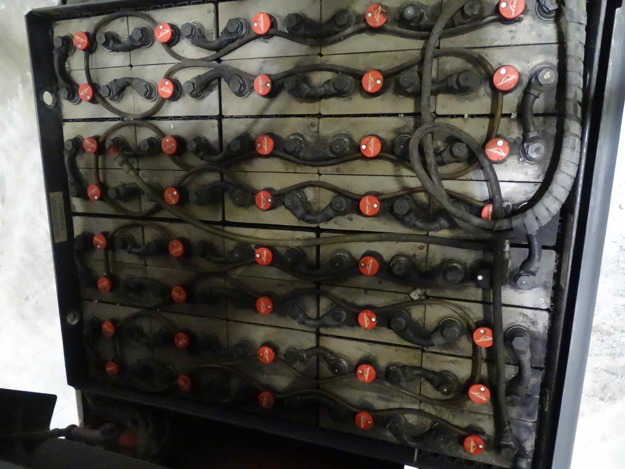 Linde E25L-01 - Electrostivuitor: Foto 4 Linde E25L-01 - Electrostivuitor: Foto 4