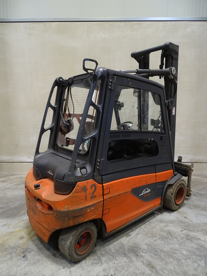 Linde E35L-01 - Electrostivuitor: Foto 2 Linde E35L-01 - Electrostivuitor: Foto 2