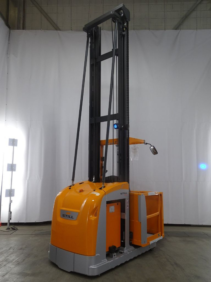 Still EK-X48 - Stivuitorul selector: Foto 2 Still EK-X48 - Stivuitorul selector: Foto 2