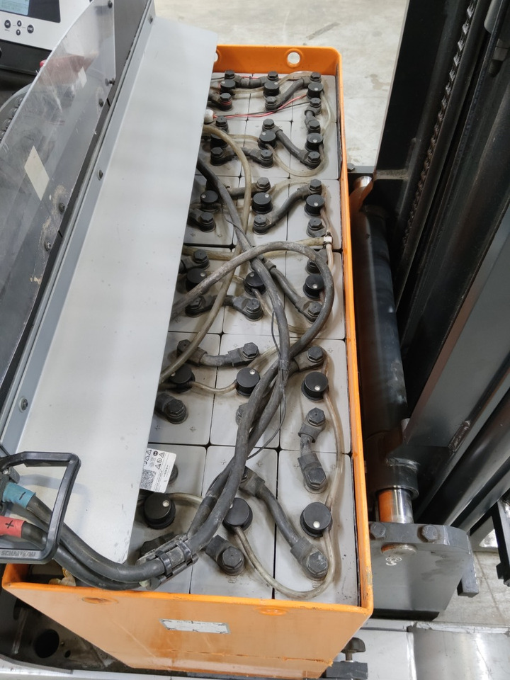 Still FM-X14 - Stivuitor cu catarg retractabil: Foto 4 Still FM-X14 - Stivuitor cu catarg retractabil: Foto 4