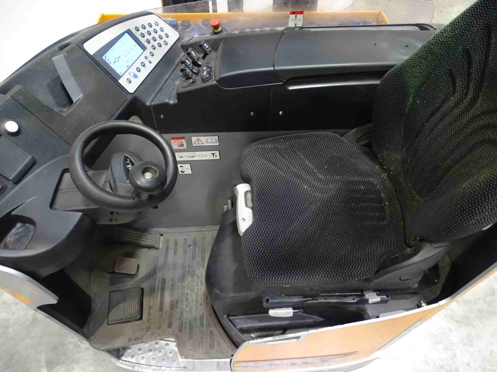Still FM-X14 - Stivuitor cu catarg retractabil: Foto 3 Still FM-X14 - Stivuitor cu catarg retractabil: Foto 3