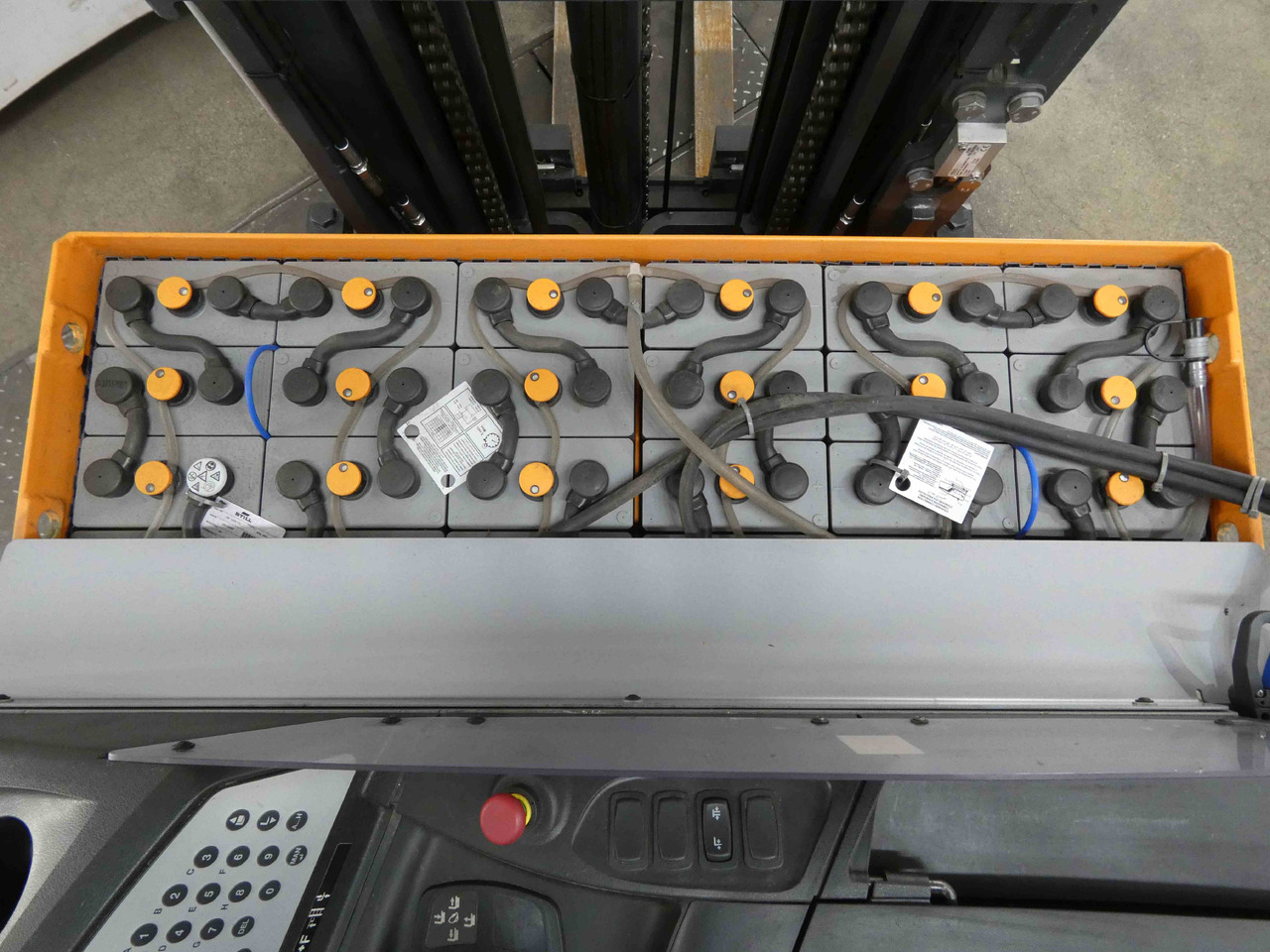 Still FM-X17 - Stivuitor cu catarg retractabil: Foto 4 Still FM-X17 - Stivuitor cu catarg retractabil: Foto 4