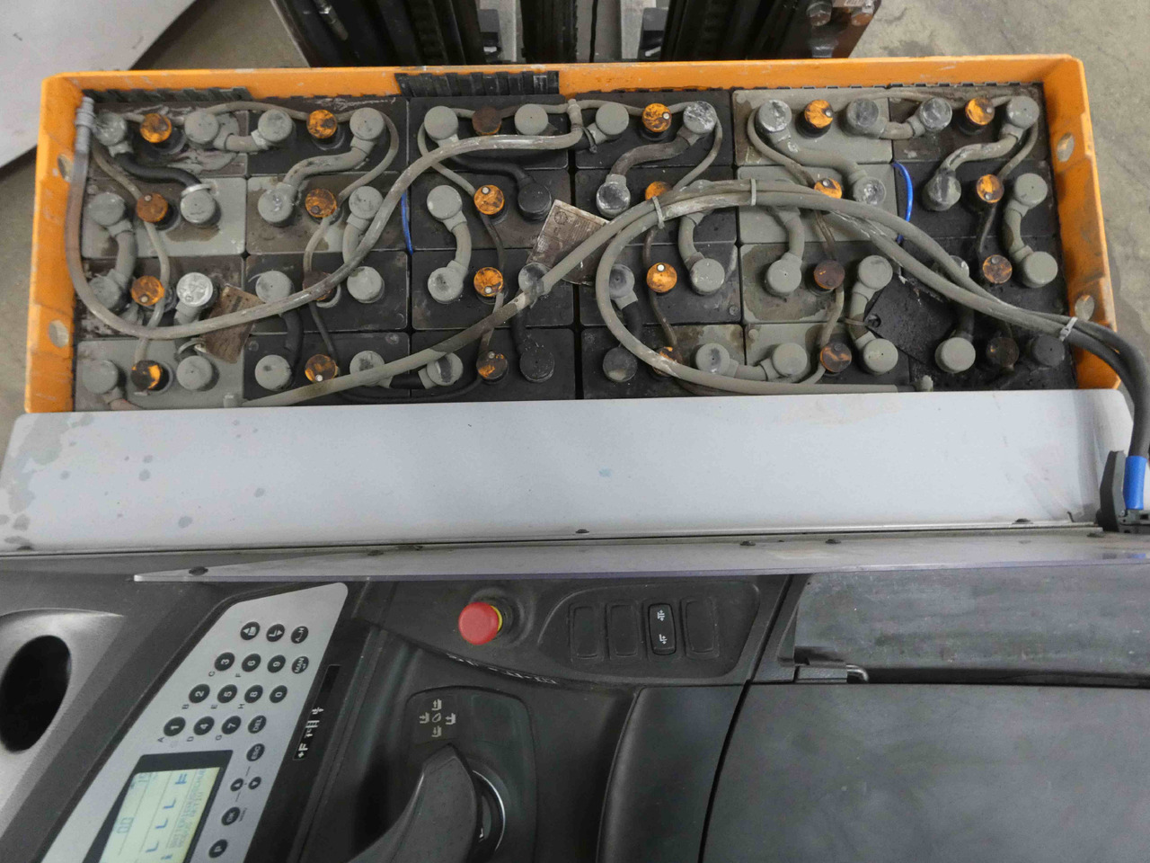 Still FM-X17 - Stivuitor cu catarg retractabil: Foto 4 Still FM-X17 - Stivuitor cu catarg retractabil: Foto 4