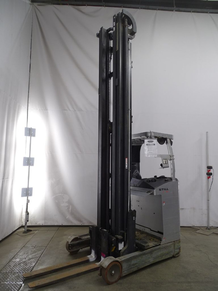 Still FM-X17 - Stivuitor cu catarg retractabil: Foto 1 Still FM-X17 - Stivuitor cu catarg retractabil: Foto 1