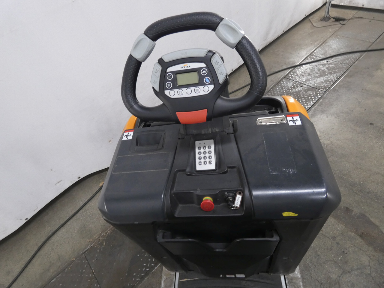 Still OPX25PLUS/520MM/2380 - Stivuitorul selector: Foto 3 Still OPX25PLUS/520MM/2380 - Stivuitorul selector: Foto 3