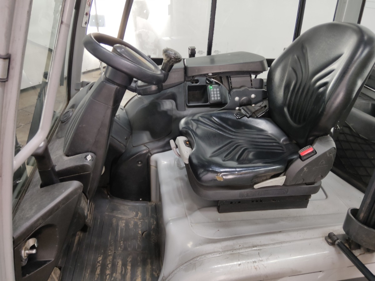 Still RX60-30 - Electrostivuitor: Foto 3 Still RX60-30 - Electrostivuitor: Foto 3