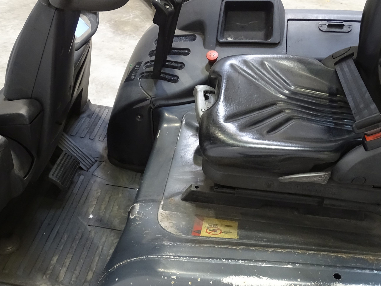 Still RX60-45 - Electrostivuitor: Foto 3 Still RX60-45 - Electrostivuitor: Foto 3