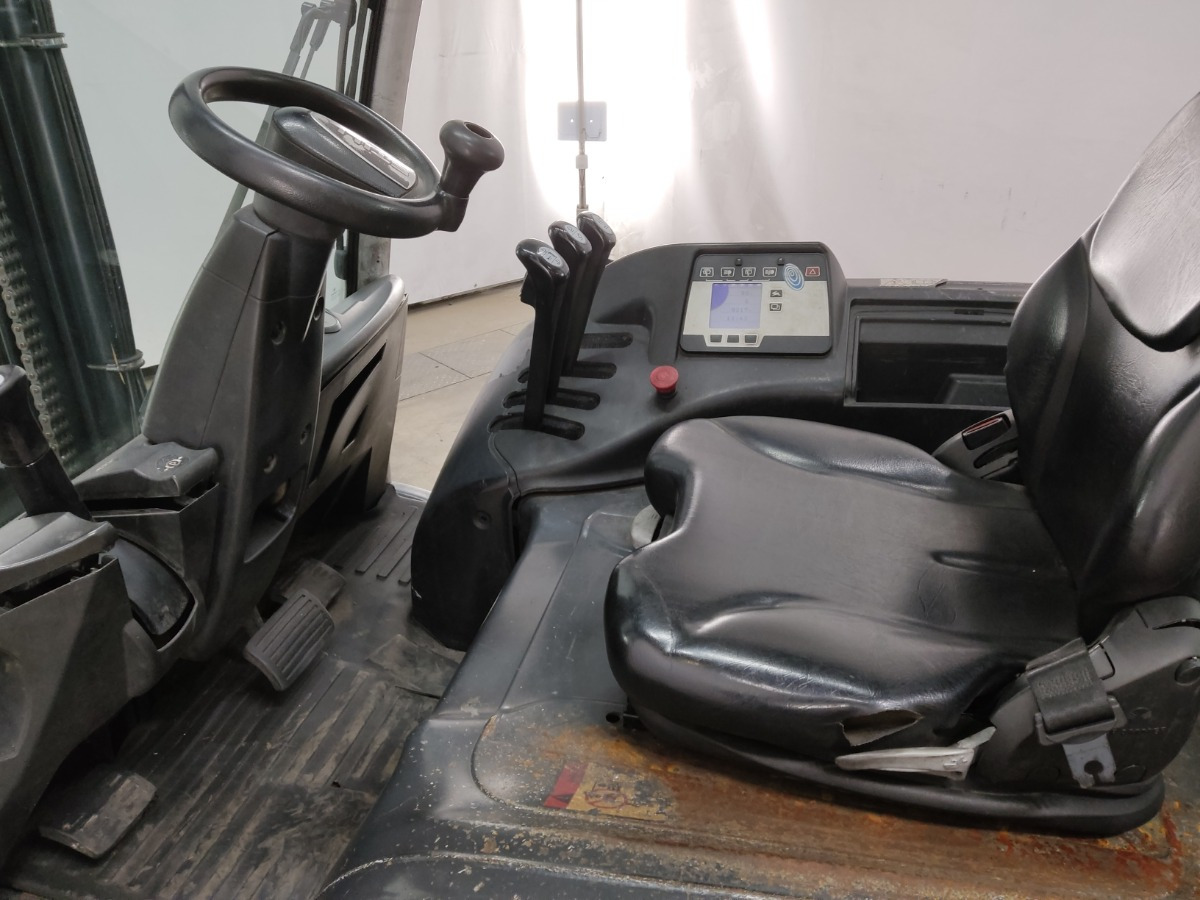 Still RX60-50 - Electrostivuitor: Foto 3 Still RX60-50 - Electrostivuitor: Foto 3