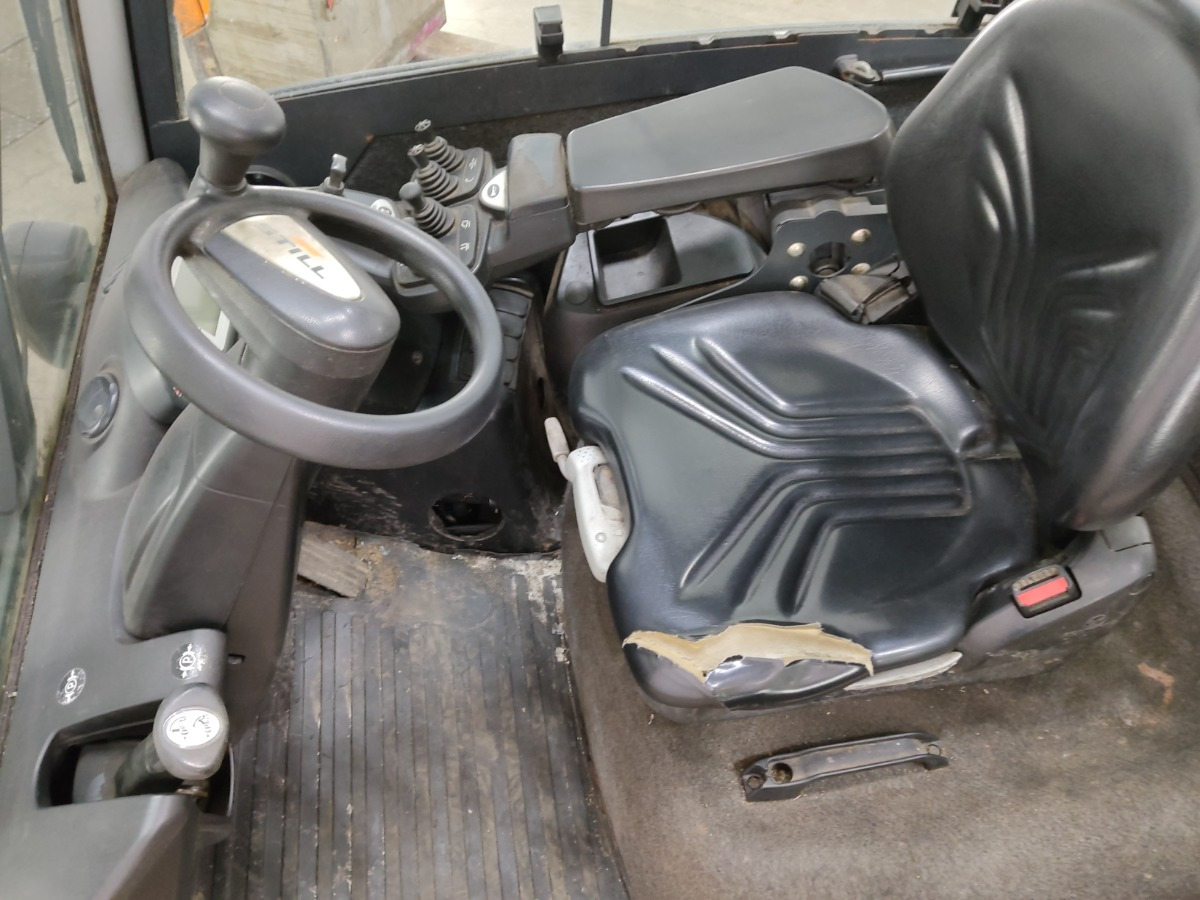 Still RX70-25 - Stivuitor diesel: Foto 3 Still RX70-25 - Stivuitor diesel: Foto 3