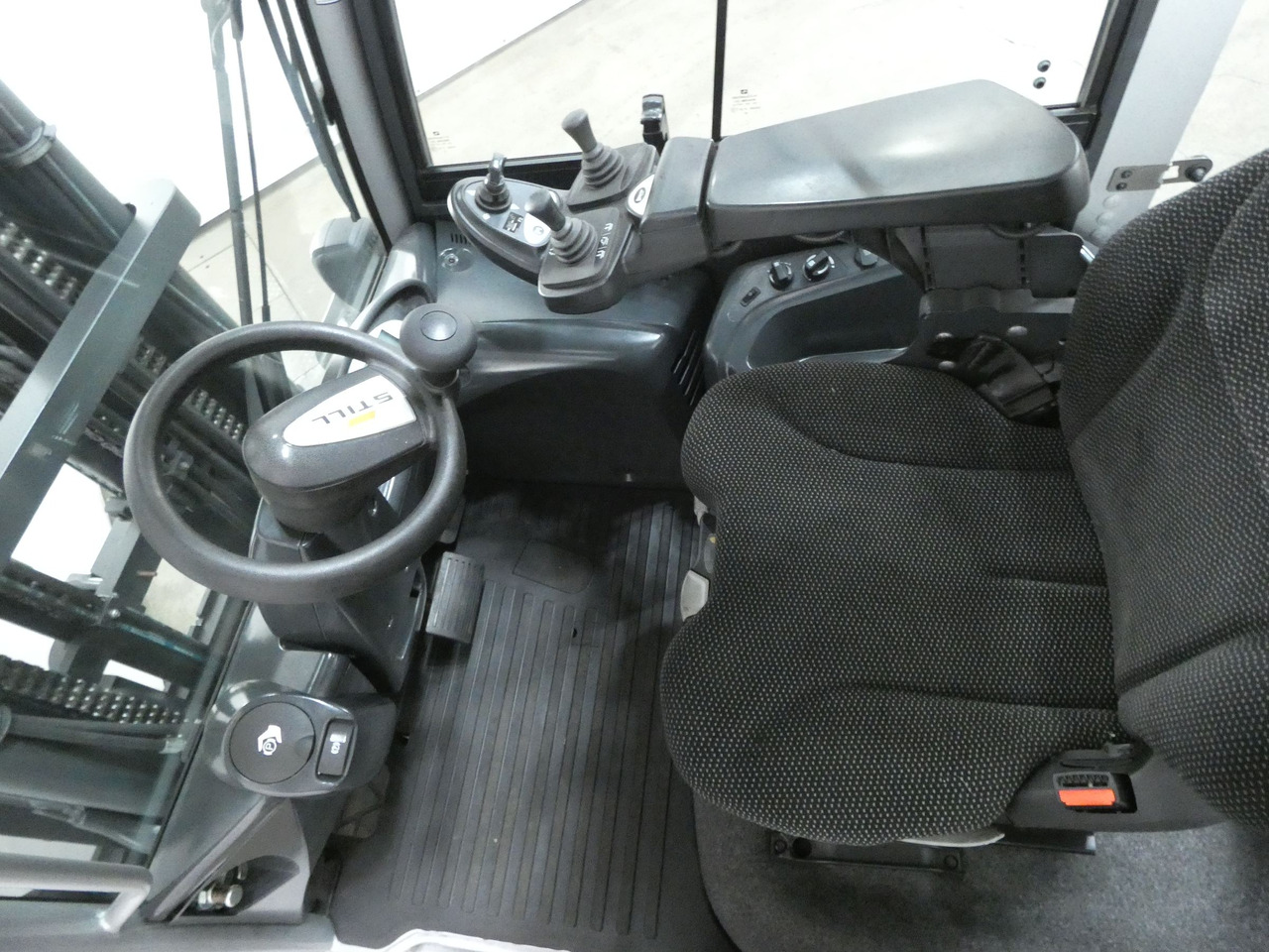 Still RX70-50/600 - Stivuitor diesel: Foto 3 Still RX70-50/600 - Stivuitor diesel: Foto 3