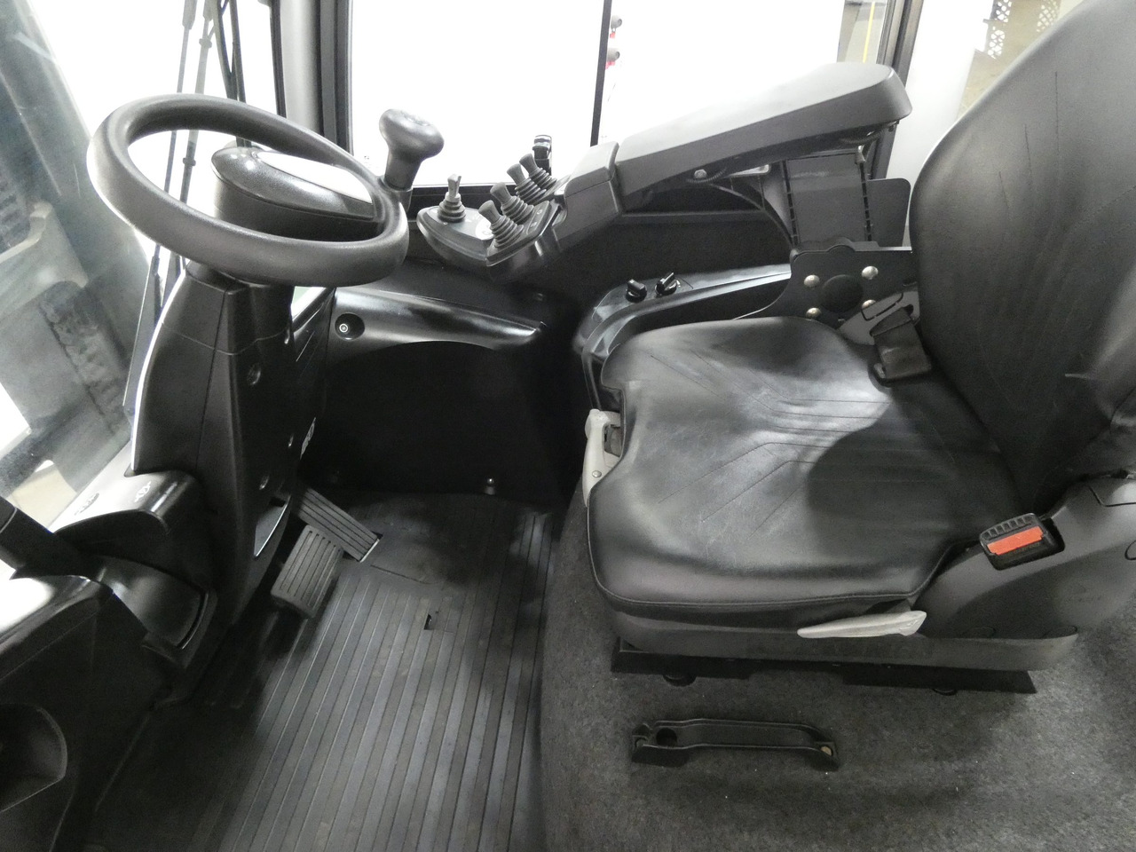 Still RX70-70 - Stivuitor diesel: Foto 3 Still RX70-70 - Stivuitor diesel: Foto 3