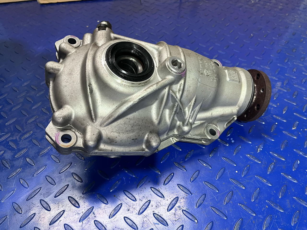 BMW Diferential Fata BMW 7600991 - Diferențial pentru Camion: Foto 3 BMW Diferential Fata BMW 7600991 - Diferențial pentru Camion: Foto 3