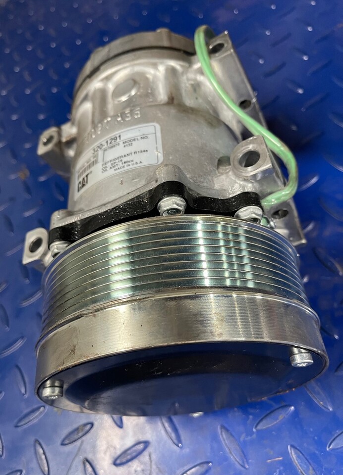 CATERPILLAR AC Clima compressor 320-1291 - Compresor A/C pentru Utilaje constructii: Foto 4 CATERPILLAR AC Clima compressor 320-1291 - Compresor A/C pentru Utilaje constructii: Foto 4