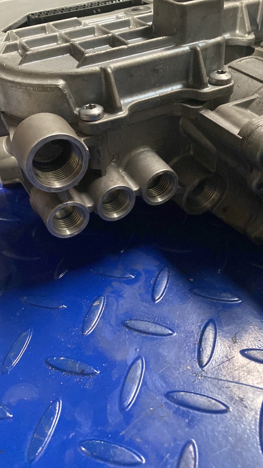 Ecu for Wabco Gear Shift Selectror 4463530041 A0104461309 - Cutie de viteze și piese pentru Camion: Foto 4 Ecu for Wabco Gear Shift Selectror 4463530041 A0104461309 - Cutie de viteze și piese pentru Camion: Foto 4