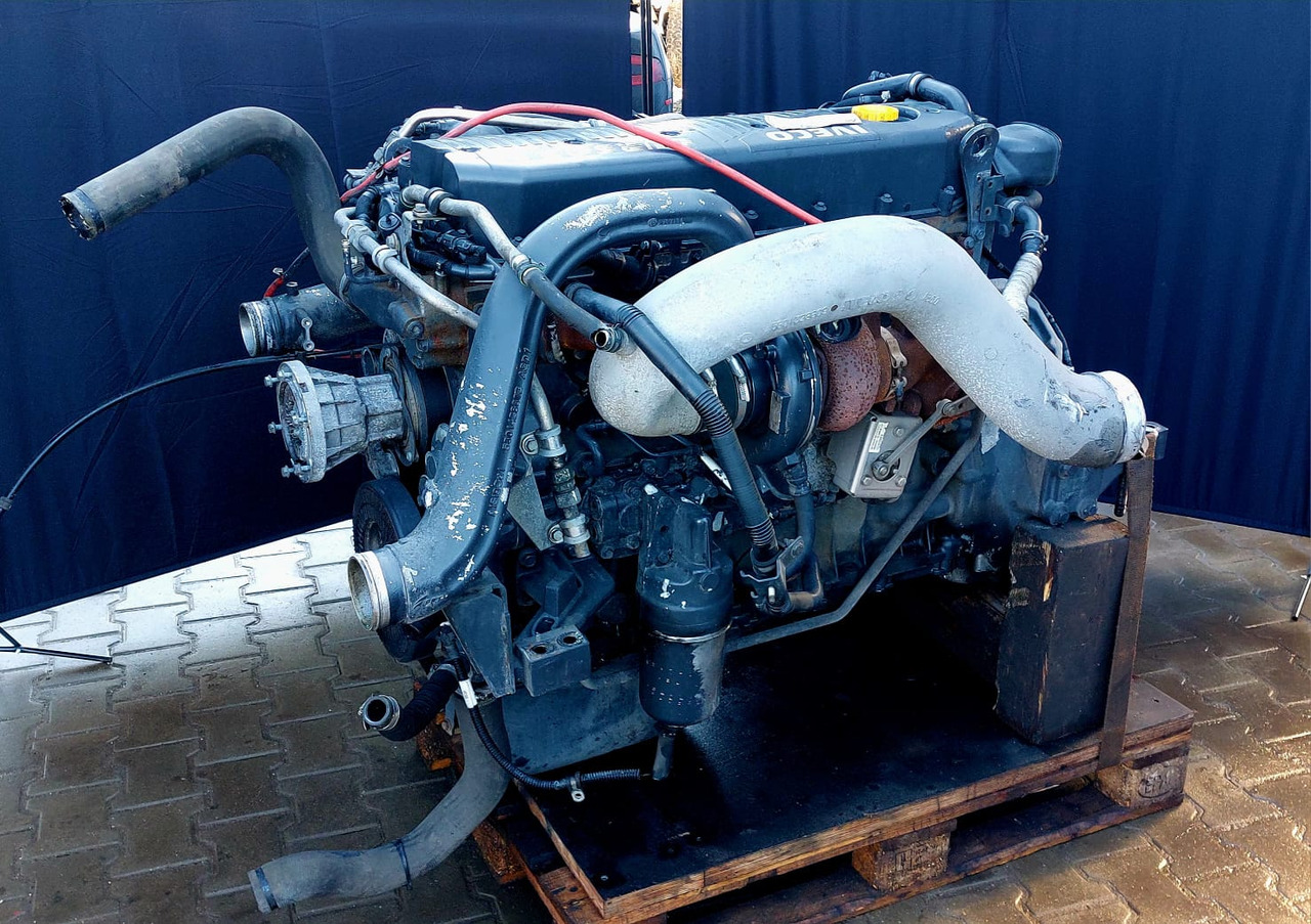 Iveco cursor 9 F2CFE611D-C613 - Motor pentru Camion: Foto 4 Iveco cursor 9 F2CFE611D-C613 - Motor pentru Camion: Foto 4