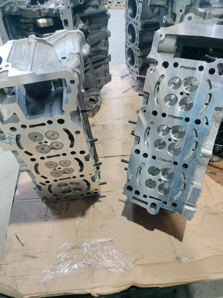 MERCEDES-BENZ 642884 MERCEDES-BENZ G II (W461) G300 CDI - Motor pentru Camion: Foto 5 MERCEDES-BENZ 642884 MERCEDES-BENZ G II (W461) G300 CDI - Motor pentru Camion: Foto 5