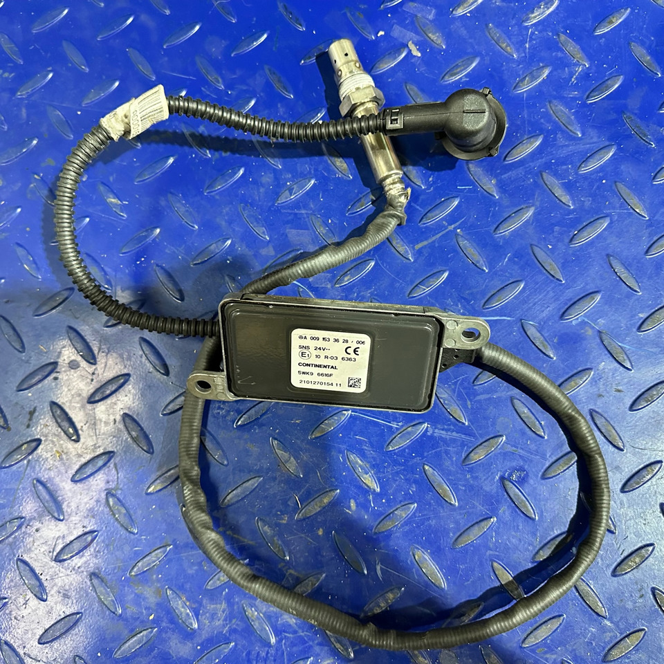 MERCEDES-BENZ Truck Bus NOX Sensor A0091533628 - Sistem de evacuare pentru Camion: Foto 2 MERCEDES-BENZ Truck Bus NOX Sensor A0091533628 - Sistem de evacuare pentru Camion: Foto 2