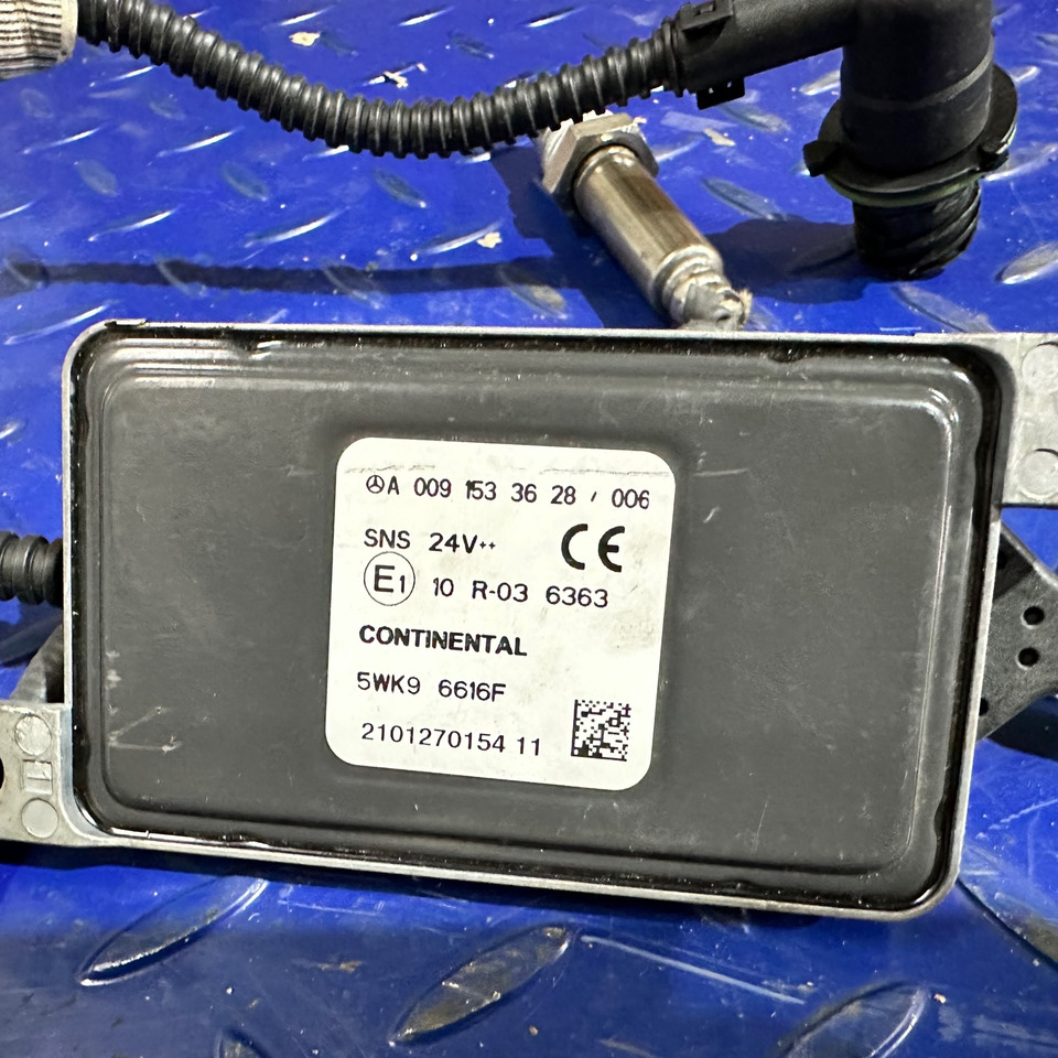 MERCEDES-BENZ Truck Bus NOX Sensor A0091533628 - Sistem de evacuare pentru Camion: Foto 1 MERCEDES-BENZ Truck Bus NOX Sensor A0091533628 - Sistem de evacuare pentru Camion: Foto 1