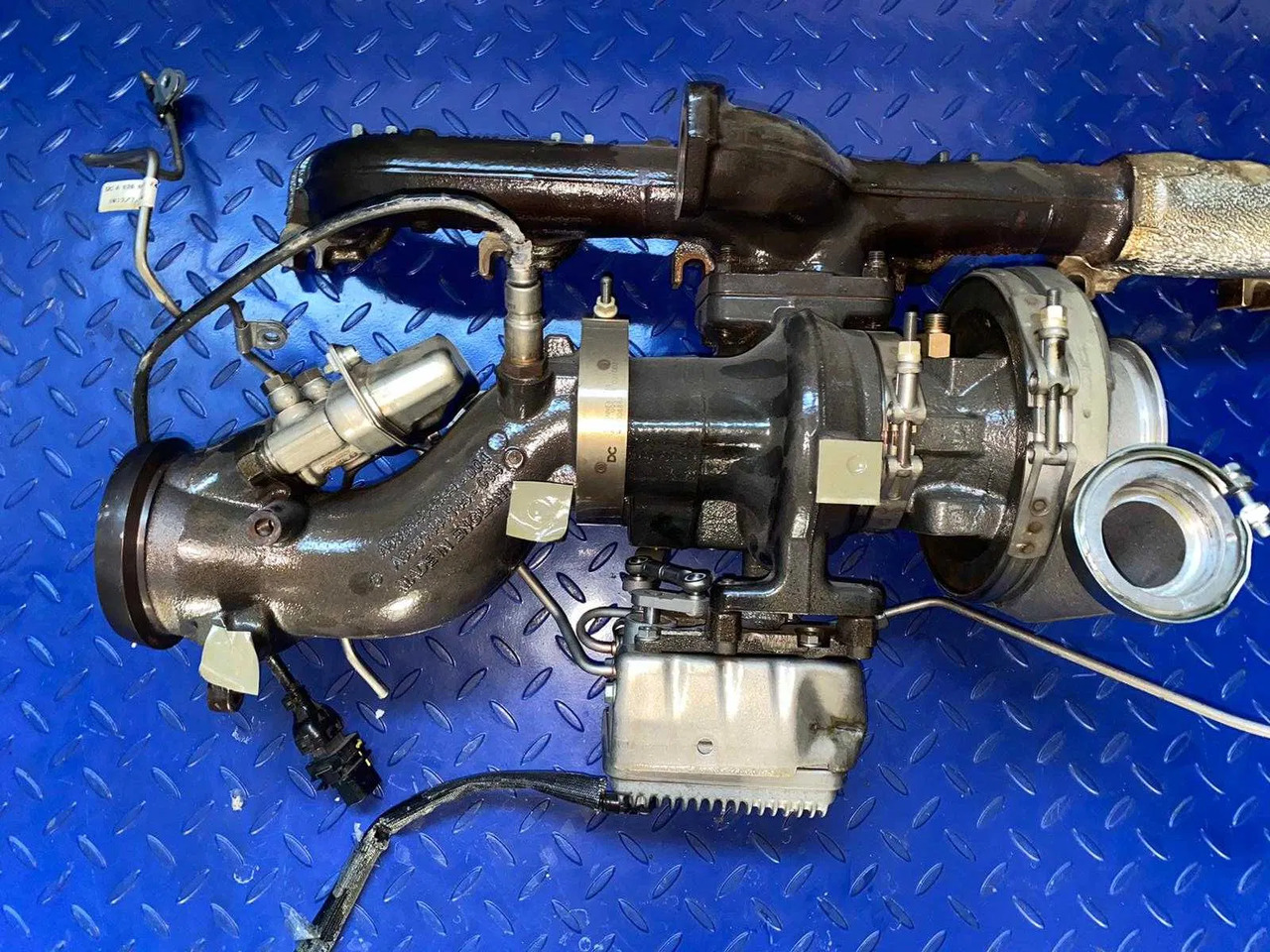 Mercedes Benz Atego OM936 Euro 6 A9360901880 - Turbocompresor: Foto 1 Mercedes Benz Atego OM936 Euro 6 A9360901880 - Turbocompresor: Foto 1