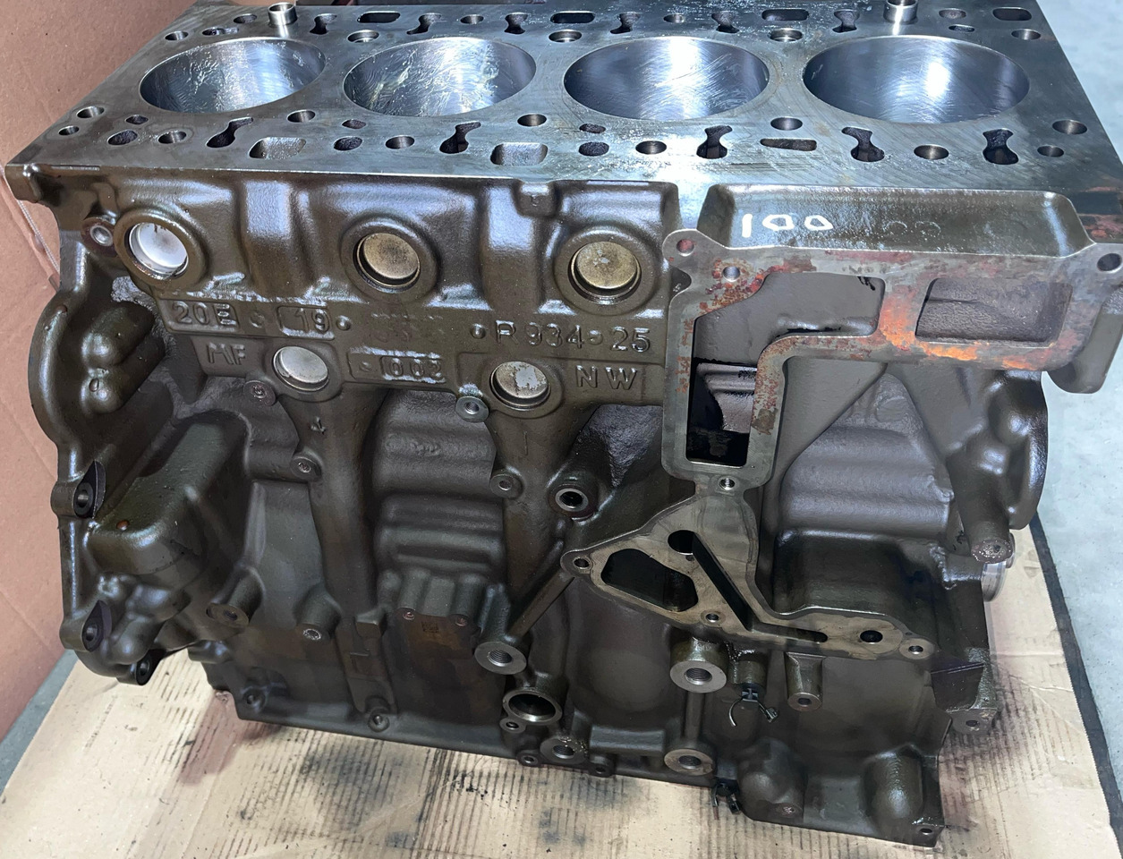 Mercedes Benz Chiulasa + Bloc Motor Reconditionat OM934 Euro 6 - Motor pentru Camion: Foto 2 Mercedes Benz Chiulasa + Bloc Motor Reconditionat OM934 Euro 6 - Motor pentru Camion: Foto 2