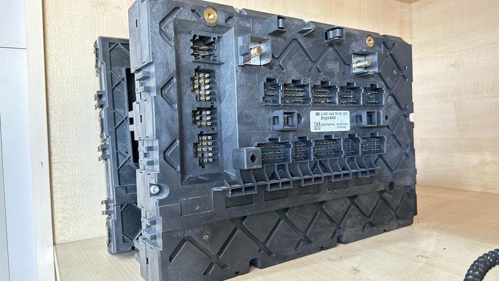 Mercedes Single Sam A0014467658 ASAM - Sistem electric pentru Camion: Foto 1 Mercedes Single Sam A0014467658 ASAM - Sistem electric pentru Camion: Foto 1