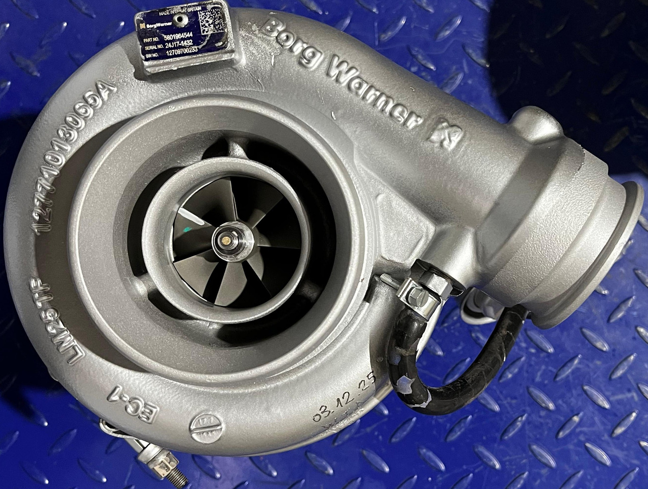 BORGWARNER TURBO IVECO New Holland Case 5801964544 - Piesă de schimb: Foto 1 BORGWARNER TURBO IVECO New Holland Case 5801964544 - Piesă de schimb: Foto 1