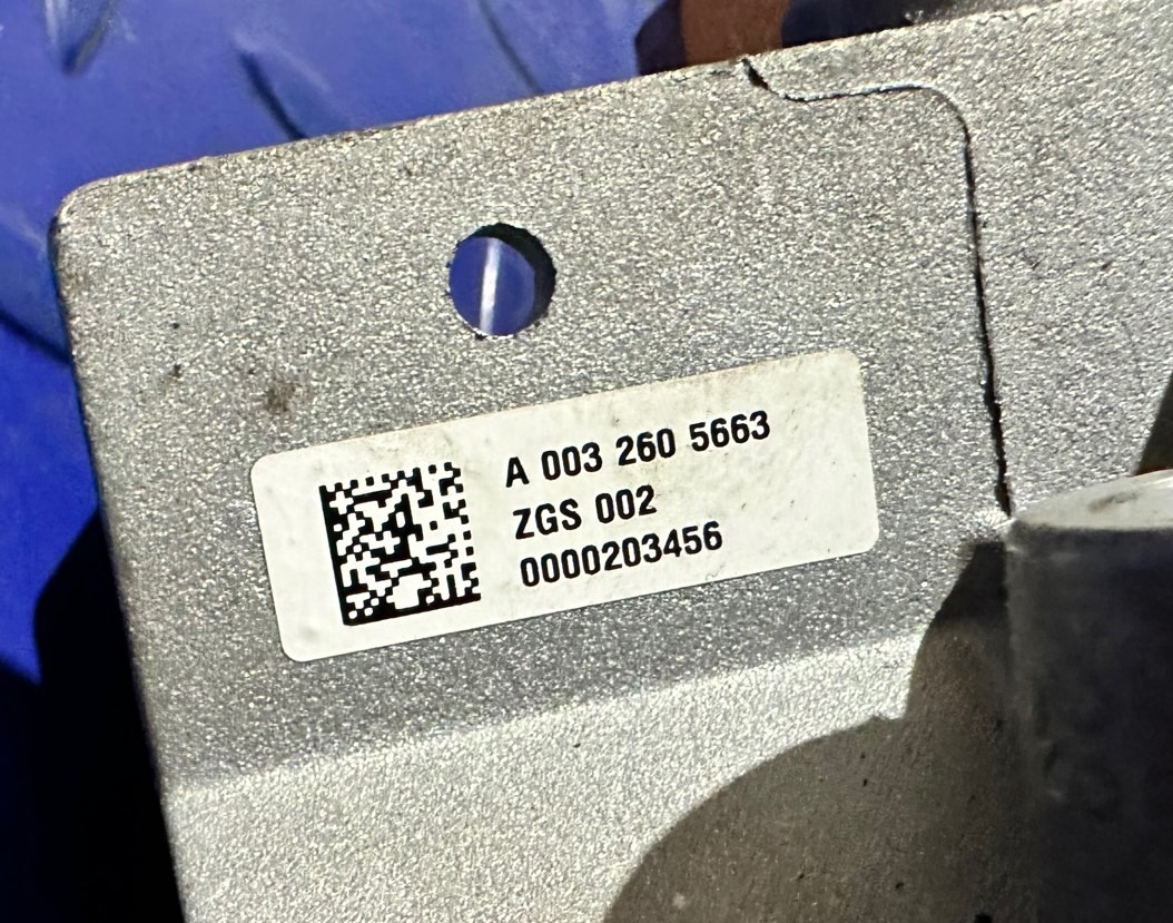 MERCEDES-BENZ Switch Cilinder Valve Actros MP4 A0032605663 - Piesă de schimb pentru Alte utilaje: Foto 4 MERCEDES-BENZ Switch Cilinder Valve Actros MP4 A0032605663 - Piesă de schimb pentru Alte utilaje: Foto 4