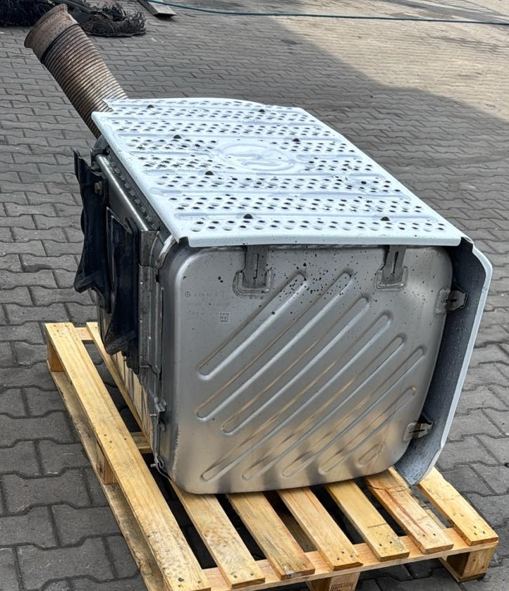 Mercedes Exhaust Euro 5 EEW OM471 12.8L A0054904512 - Piesă de schimb: Foto 4 Mercedes Exhaust Euro 5 EEW OM471 12.8L A0054904512 - Piesă de schimb: Foto 4