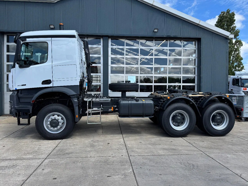 Mercedes-Benz Arocs 4058 AS 6x6 Tractor Head 180T Push Pull EURO-3 - Cap tractor: Foto 1 Mercedes-Benz Arocs 4058 AS 6x6 Tractor Head 180T Push Pull EURO-3 - Cap tractor: Foto 1