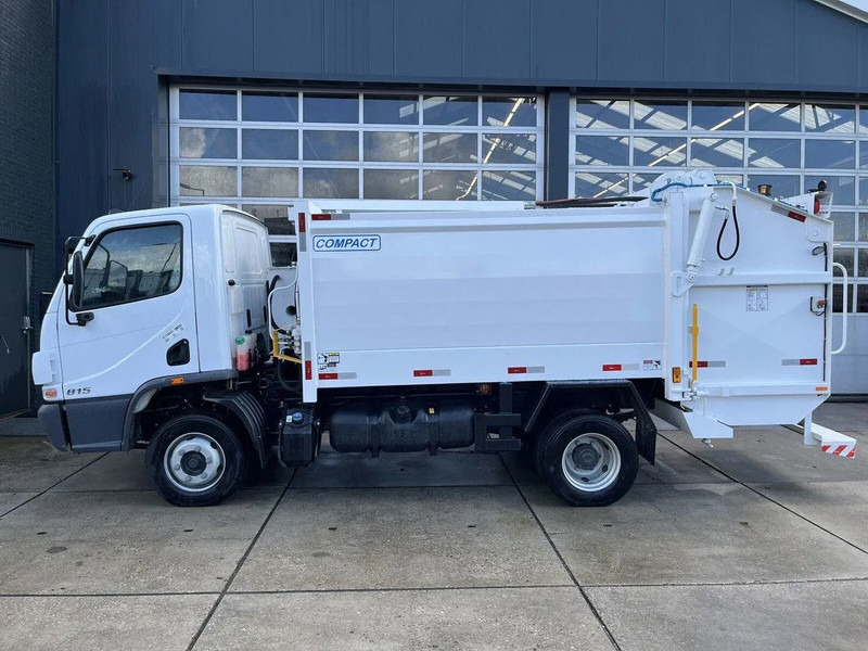 Mercedes-Benz Accelo 815 4x2 Garbage Compactor (2 units) Accelo 815 4x2 Garbage Compactor (2 units) - Autogunoiere: Foto 2 Mercedes-Benz Accelo 815 4x2 Garbage Compactor (2 units) Accelo 815 4x2 Garbage Compactor (2 units) - Autogunoiere: Foto 2