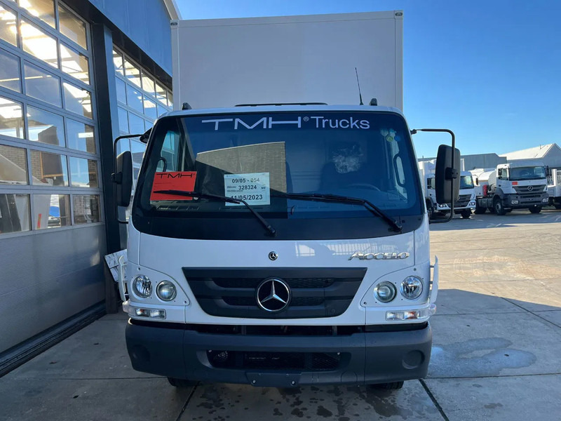 Mercedes-Benz Accelo 915 4x2 Closed Cargo Truck - Camion furgon: Foto 4 Mercedes-Benz Accelo 915 4x2 Closed Cargo Truck - Camion furgon: Foto 4