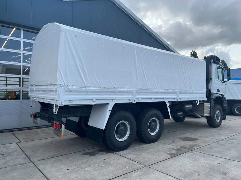 Camion cu prelată nou Mercedes-Benz Arocs 3340 A 6x6 Cargo Truck: Foto 6