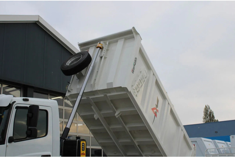 Leasing de Mercedes-Benz Axor 3344 K 6x4 Tipper Truck Mercedes-Benz Axor 3344 K 6x4 Tipper Truck: Foto 10