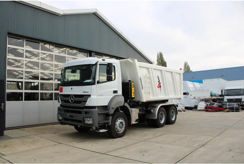 Mercedes-Benz Axor 3344 K 6x4 Tipper Truck - Camion basculantă: Foto 2 Mercedes-Benz Axor 3344 K 6x4 Tipper Truck - Camion basculantă: Foto 2