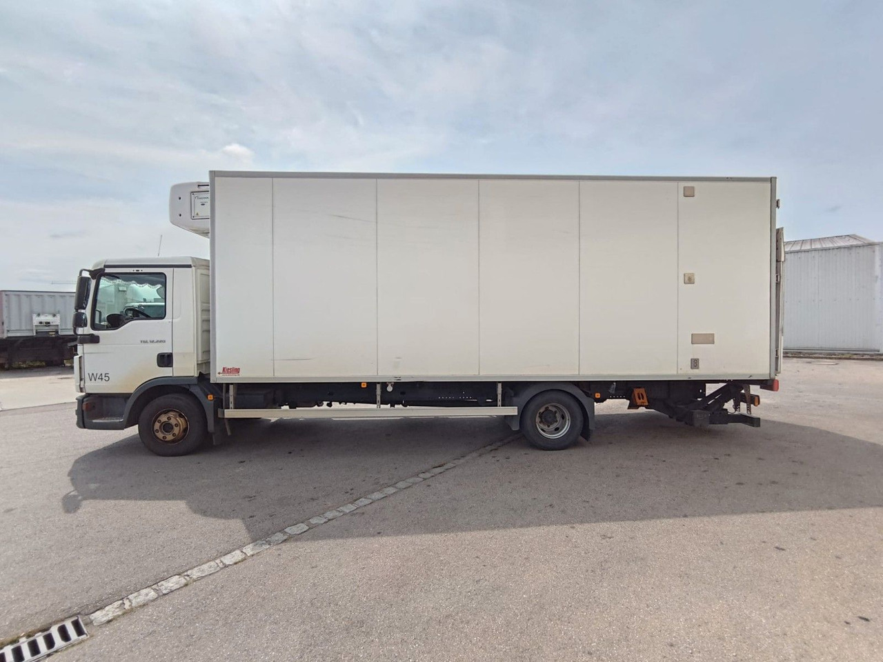 MAN TGL 12.220*Supra 1150*Bär LBW* Tiefkühler* - Camion frigider: Foto 4 MAN TGL 12.220*Supra 1150*Bär LBW* Tiefkühler* - Camion frigider: Foto 4