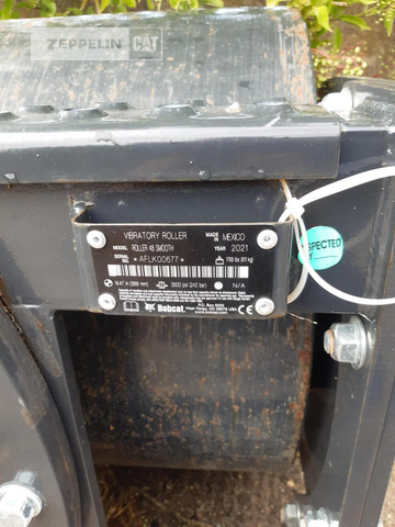 Bobcat Vibrationswalze 48 - Ataşament pentru Cilindru compactor: Foto 5 Bobcat Vibrationswalze 48 - Ataşament pentru Cilindru compactor: Foto 5