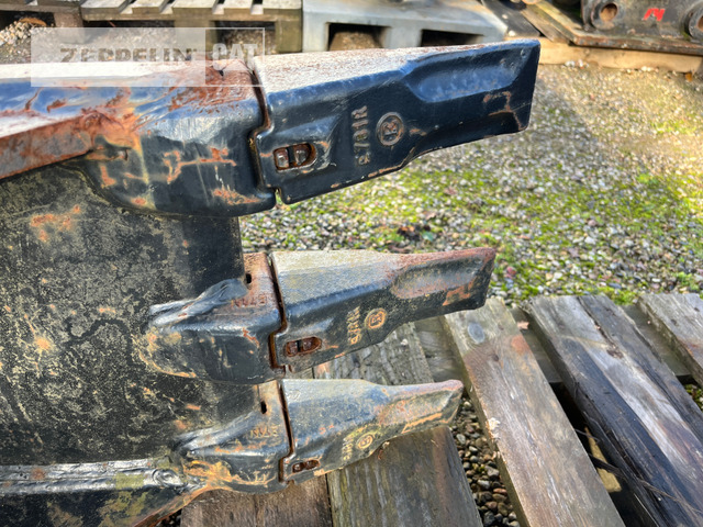 Cangini TL400_CW10 - Ataşament pentru Utilaje constructii: Foto 4 Cangini TL400_CW10 - Ataşament pentru Utilaje constructii: Foto 4