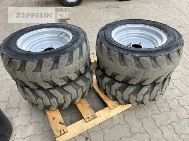 Bkt Primär-Prod. Komp. R - Anvelopă pentru Utilaje constructii: Foto 1 Bkt Primär-Prod. Komp. R - Anvelopă pentru Utilaje constructii: Foto 1