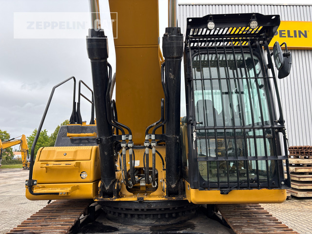 Excavator pe şenile Cat 336-07C: Foto 13