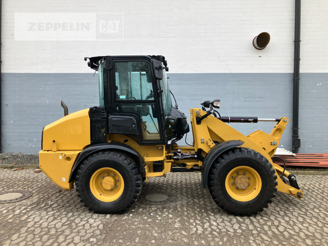 Cat 908-14 - Încărcător frontal pe pneuri: Foto 2 Cat 908-14 - Încărcător frontal pe pneuri: Foto 2