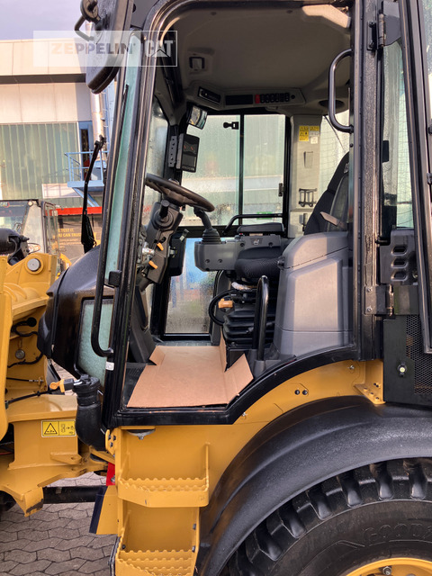 Cat 908-14 - Încărcător frontal pe pneuri: Foto 5 Cat 908-14 - Încărcător frontal pe pneuri: Foto 5