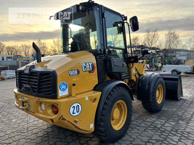 Cat 908-14 - Încărcător frontal pe pneuri: Foto 5 Cat 908-14 - Încărcător frontal pe pneuri: Foto 5