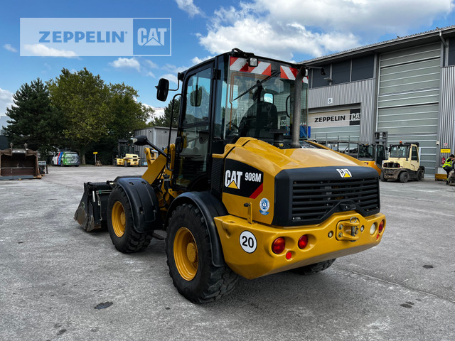 Cat 908M - Încărcător frontal pe pneuri: Foto 2 Cat 908M - Încărcător frontal pe pneuri: Foto 2