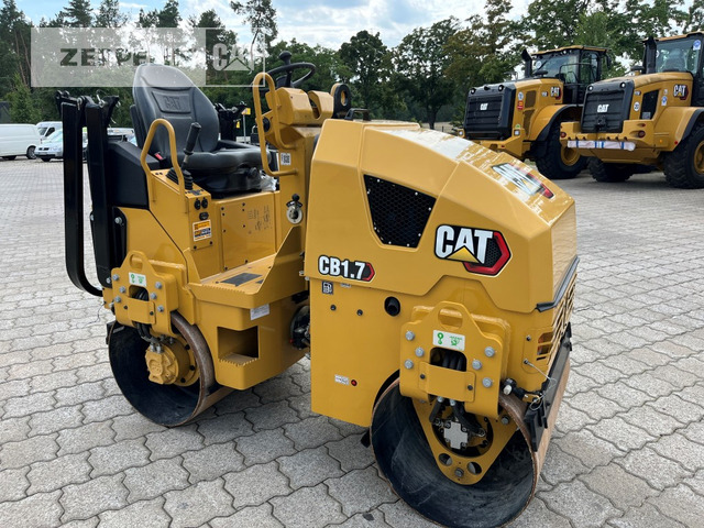 Cat CB1.7 - Cilindru compactor pentru asfalt: Foto 2 Cat CB1.7 - Cilindru compactor pentru asfalt: Foto 2