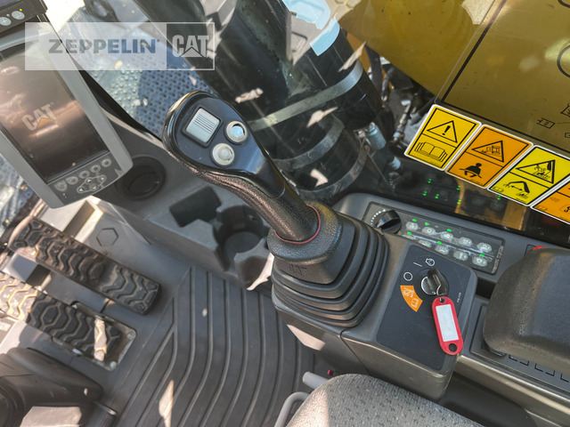 Excavator pentru manipulare de materiale Cat MH3024-06C: Foto 34