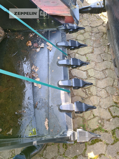 Cat TL1200 CW20 - Cupă excavator pentru Utilaje constructii: Foto 3 Cat TL1200 CW20 - Cupă excavator pentru Utilaje constructii: Foto 3